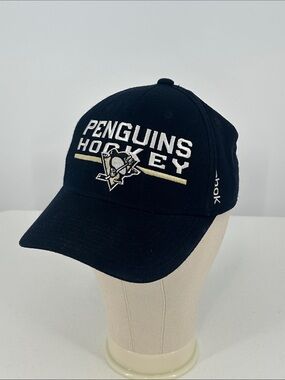 Reebok Black Pittsburgh Penguins Hockey Cap with Gold Trim - Size L / XL